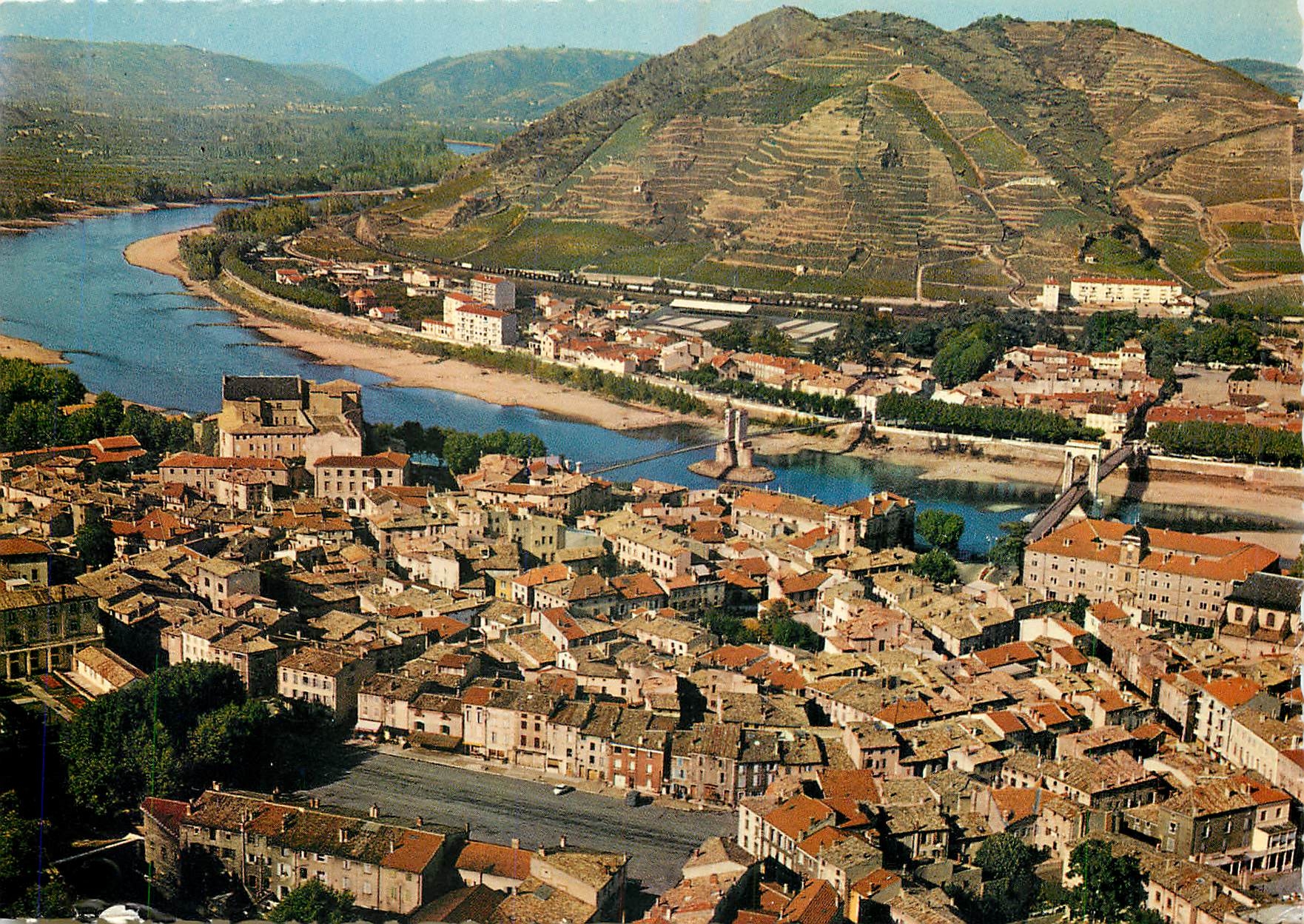 CPM La Vallee du Rhone a Tournon et Tain l'Hermitage 
