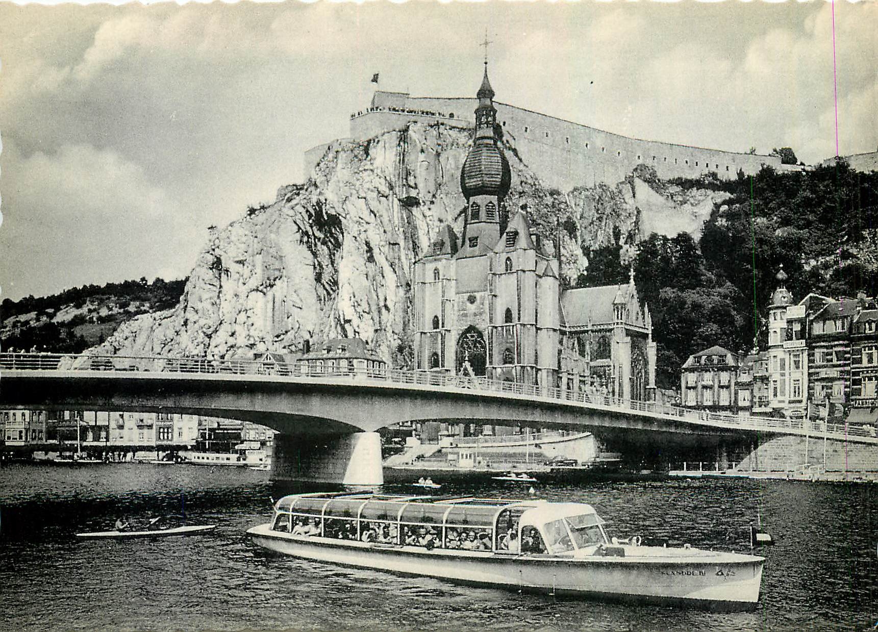 CPM Dinant Citadelle Collegiale et bateau Vedette Flandre II