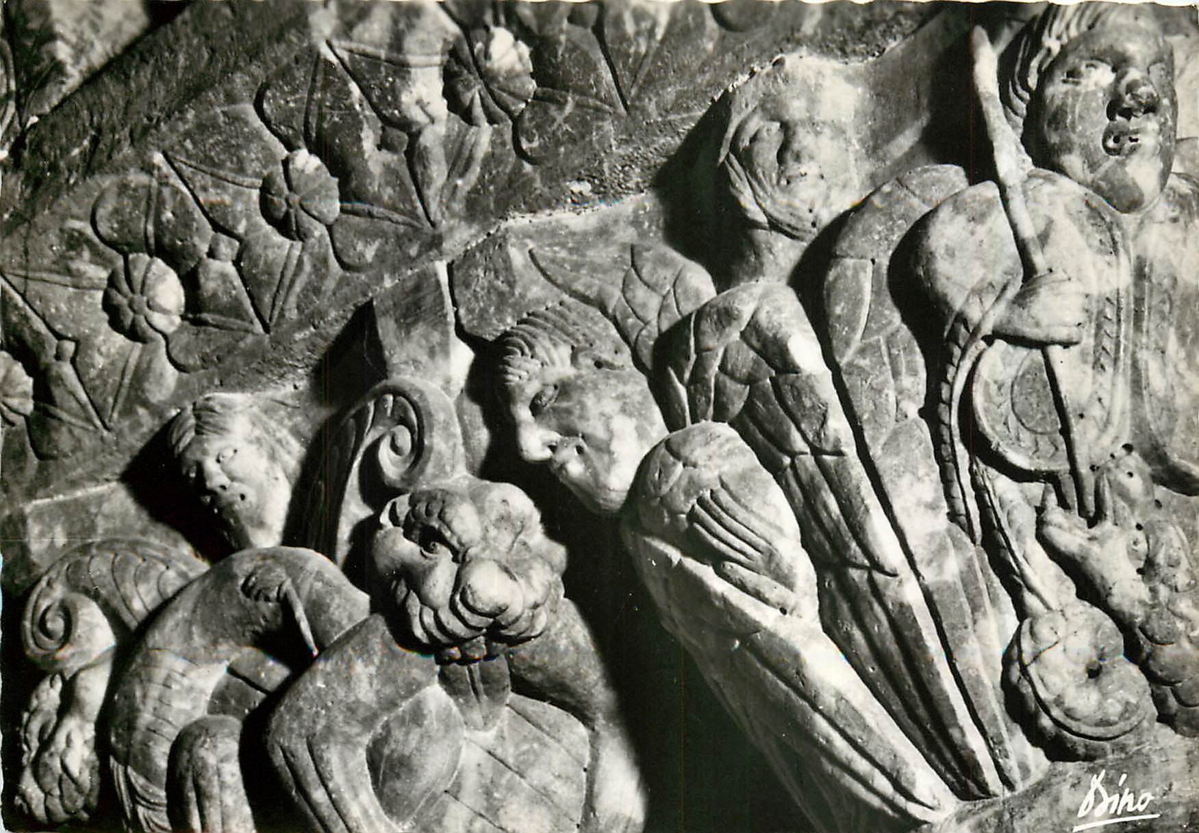 CPM Boule d'Amont Pyrenees Orientales Prieure de ND de Serrabonne Detail des Chapiteaux 