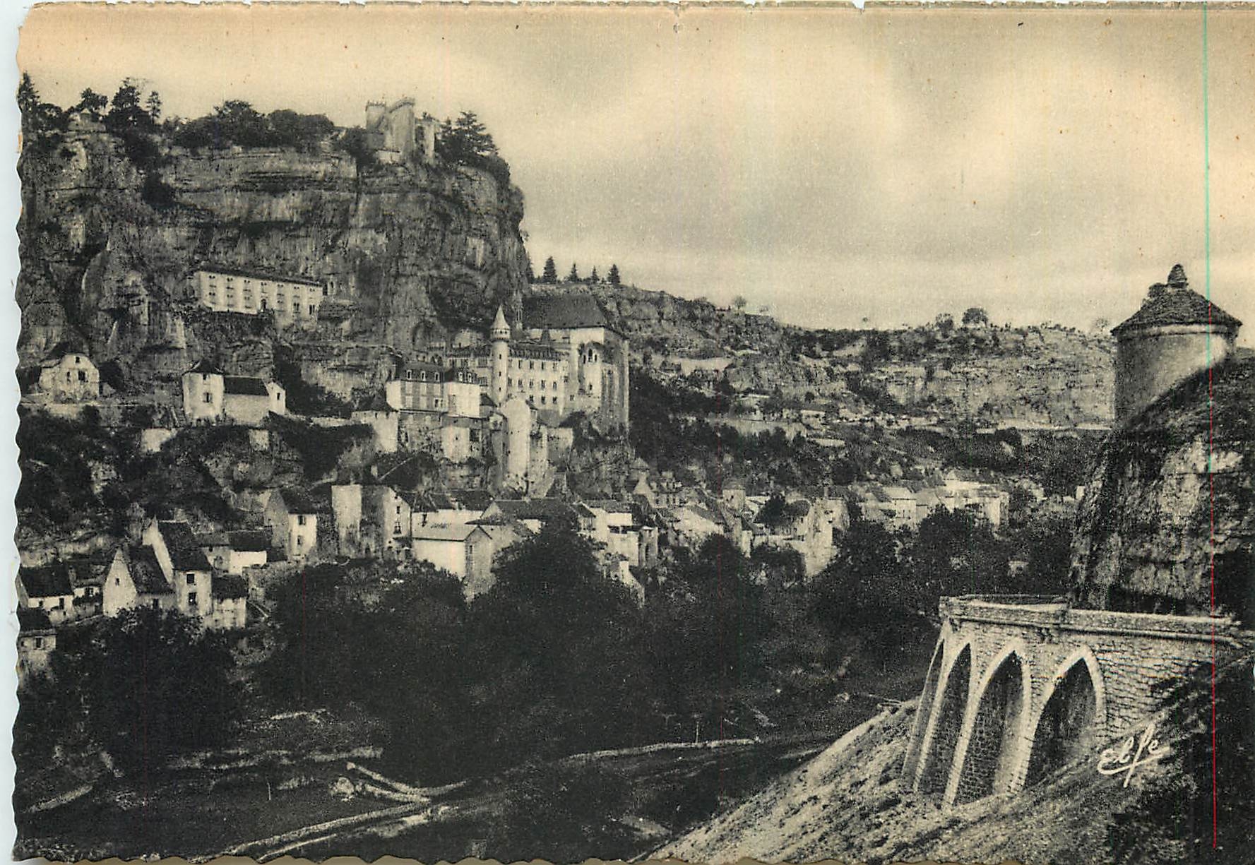 Rocamadour — Vue de la route de Cahors et le Pigeonnier — Éditions Labonche Frères, Toulouse