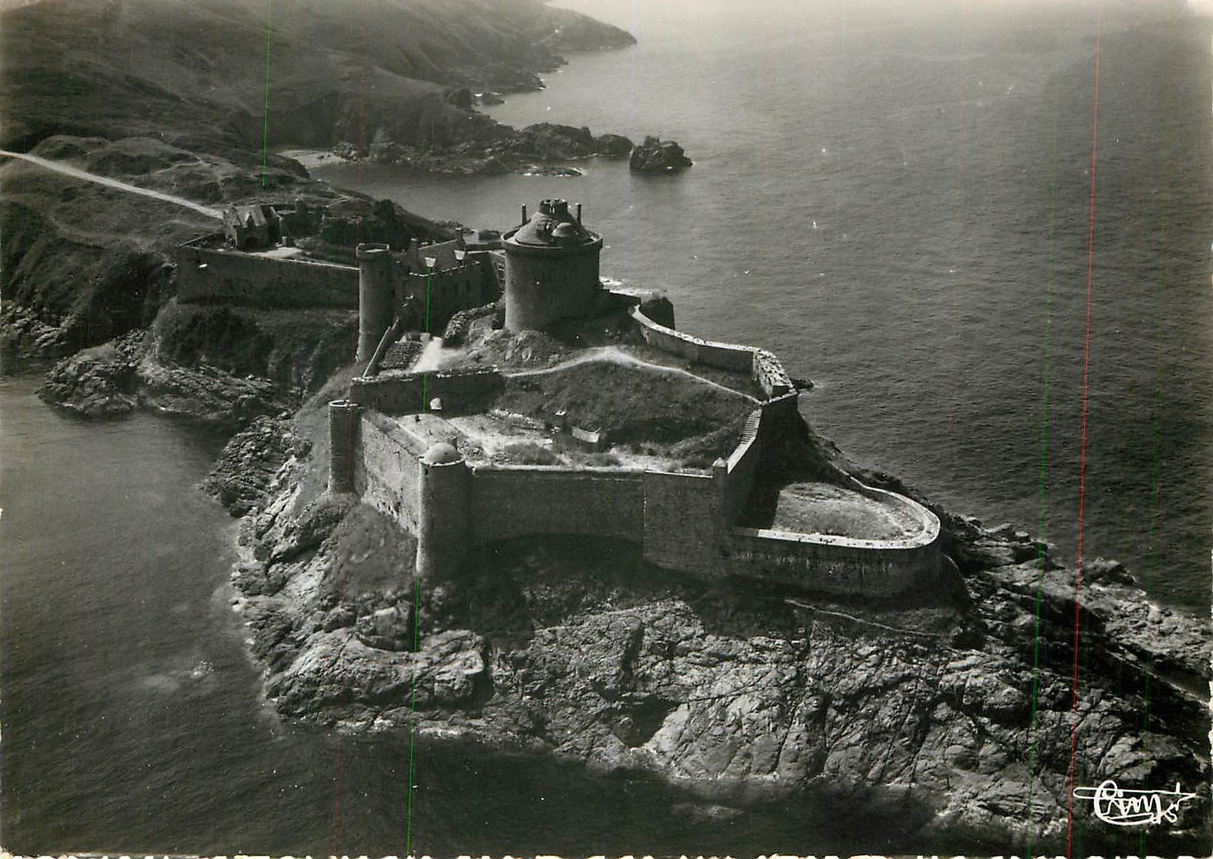 CPM Fort la Latte Vue aerienne du Port cote Est 