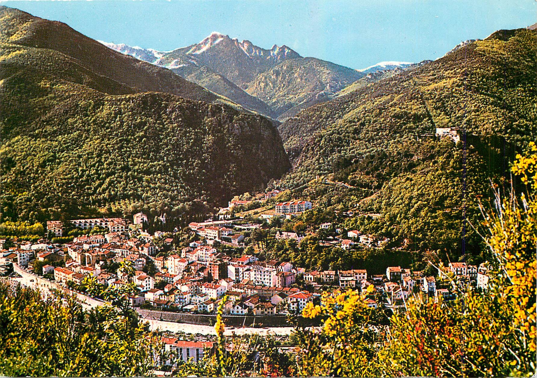 CPM Amelie les Bains Perle des Pyrenees Station Thermale et Climatique Ete Hiver 