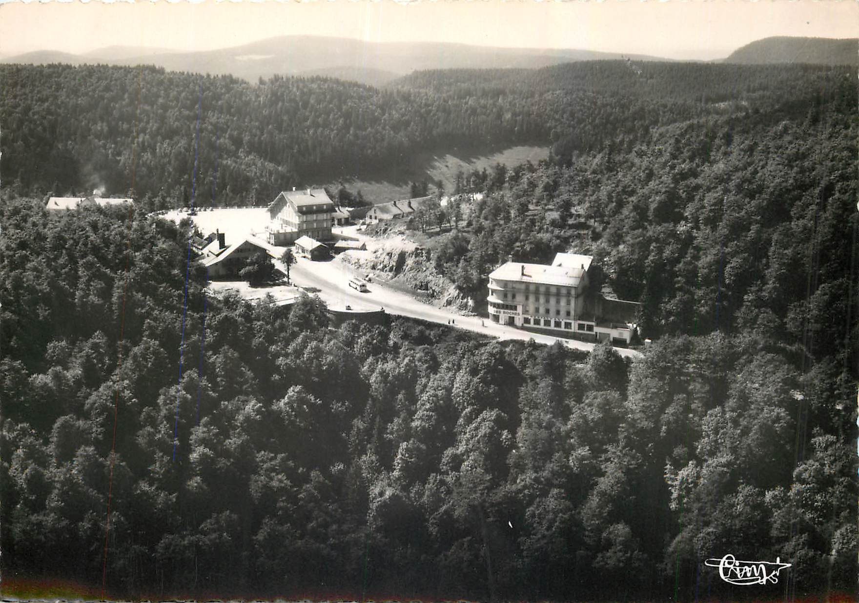 CPM La Schlucht Vosges Vue aerienne Les Hotels 