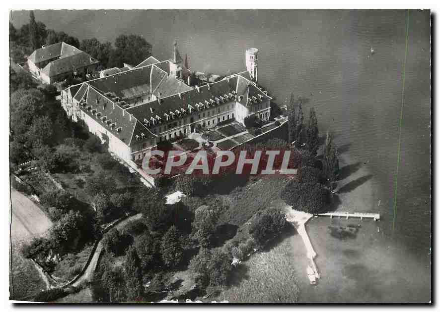 CPM L'Abbaye d'Hautecombe Savoie sur les bords du Lac du Bourget 