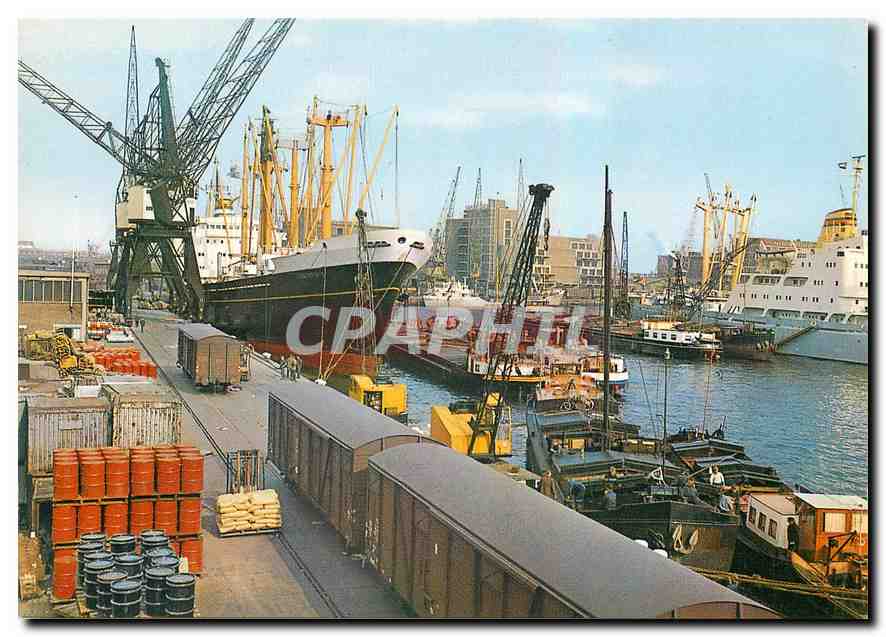 CPM Rotterdam Holland Havengezicht vue au port Hafenansicht Bateaux