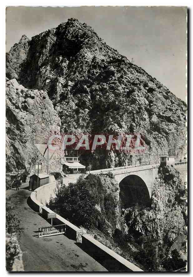 CPM Frontiere Franco Italienne Le Pont Saint Louis 