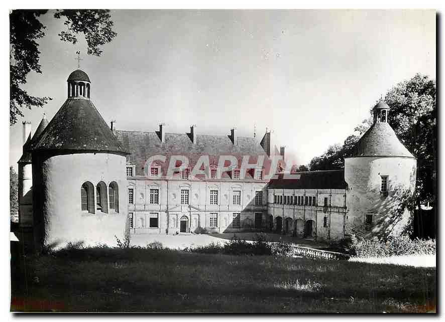 CPM Bussy Rabutin par Bussy le Grand Cote d'Or Le Chateau Facade sur Cour 