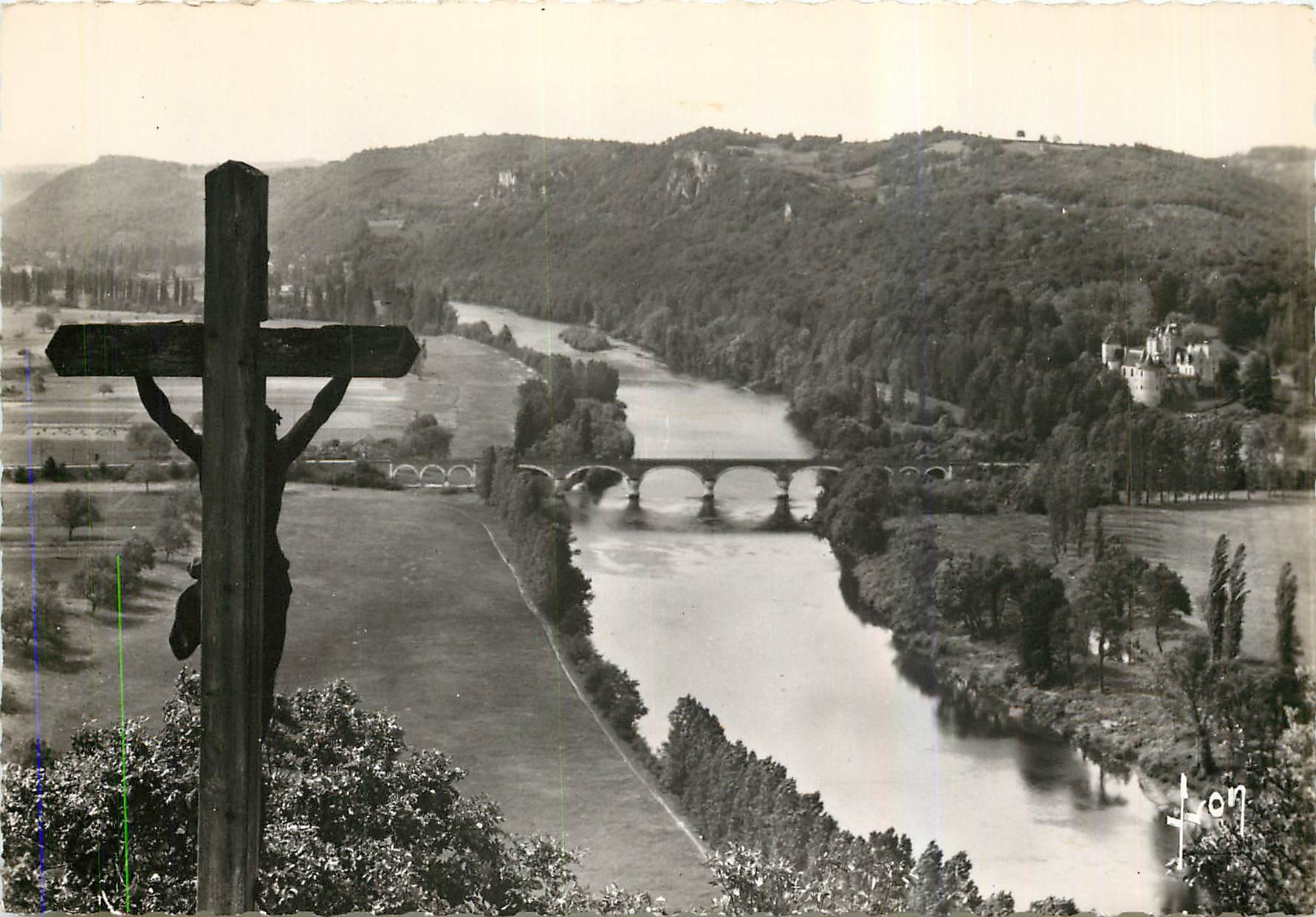 Beynac & Cazenac (Dordogne) — Le Calvaire, Vallée du Léou et le Château de Fayrac — Éditions d'Art Martel