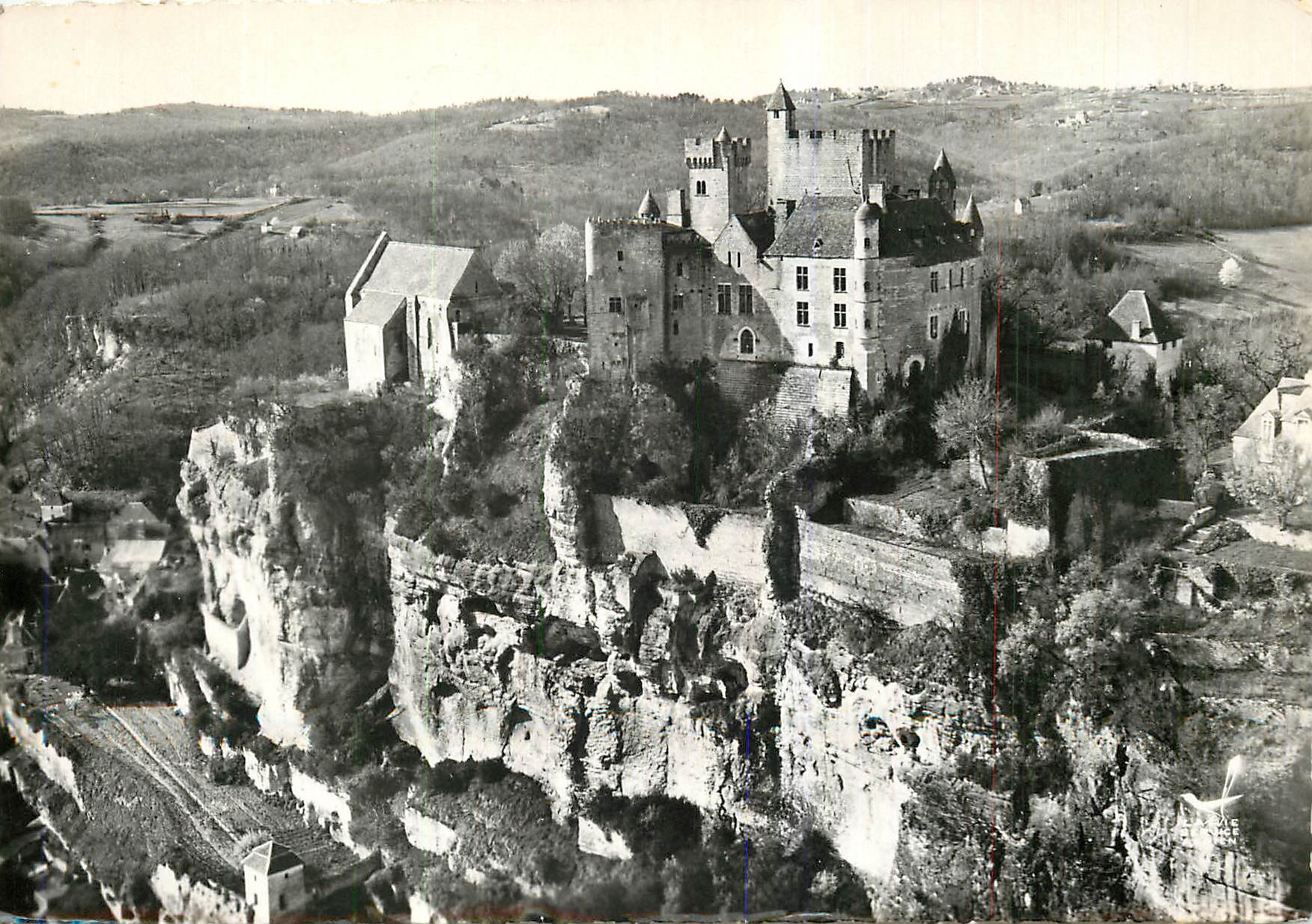 CPA Beynac et Cazenac Dordogne Le Chateau 