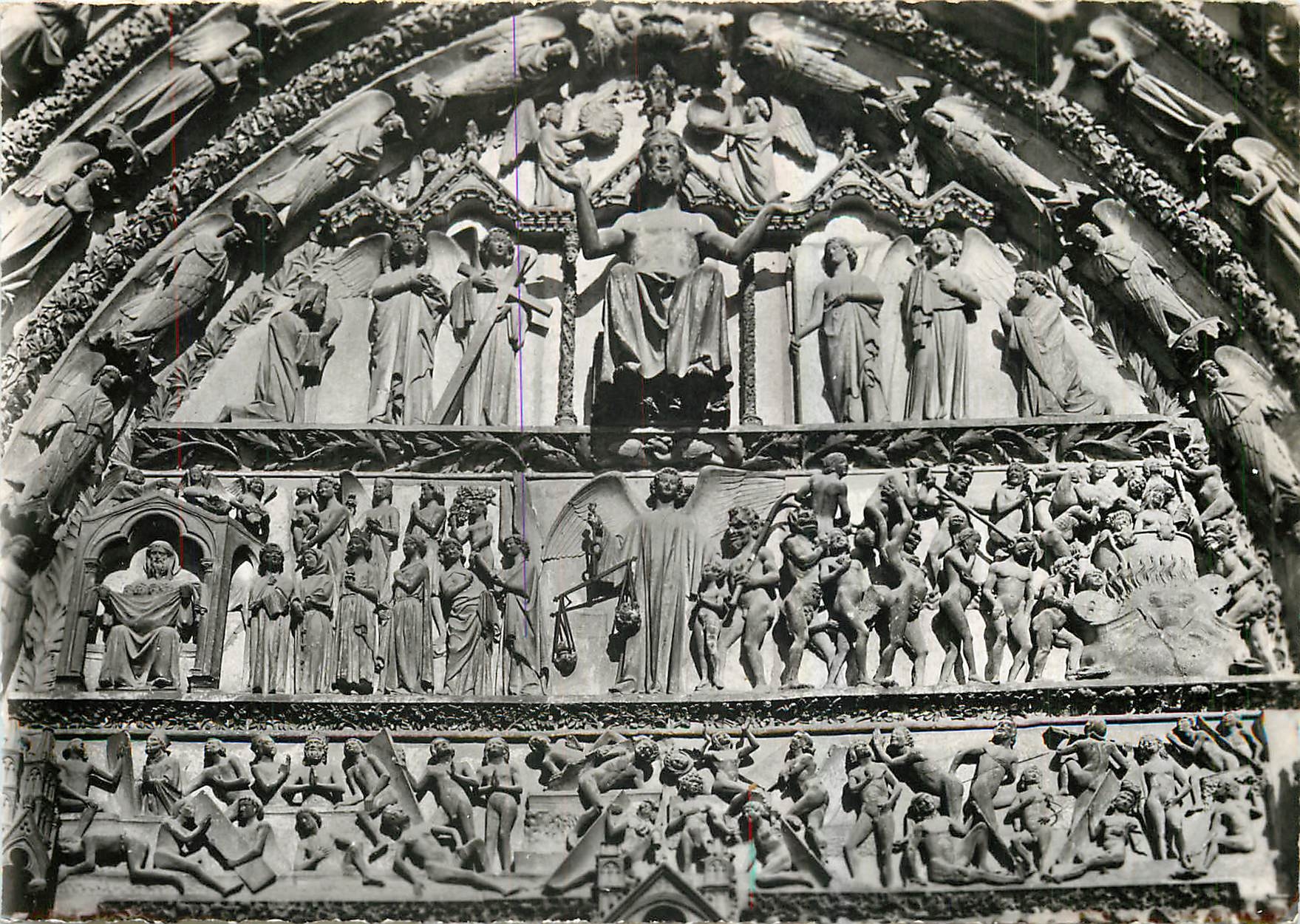 CPA Cathedrale Saint Etienne de Bourges Tympan du Grand Portail le Jugement Dernier 