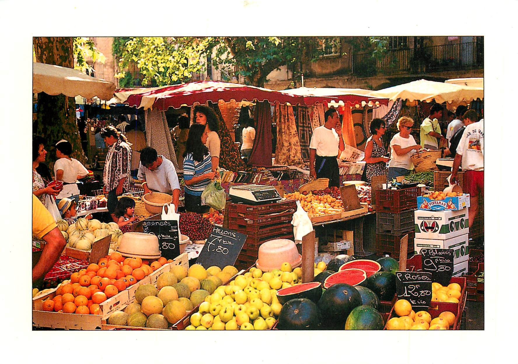 CPM Flanerie en France Le Marche 