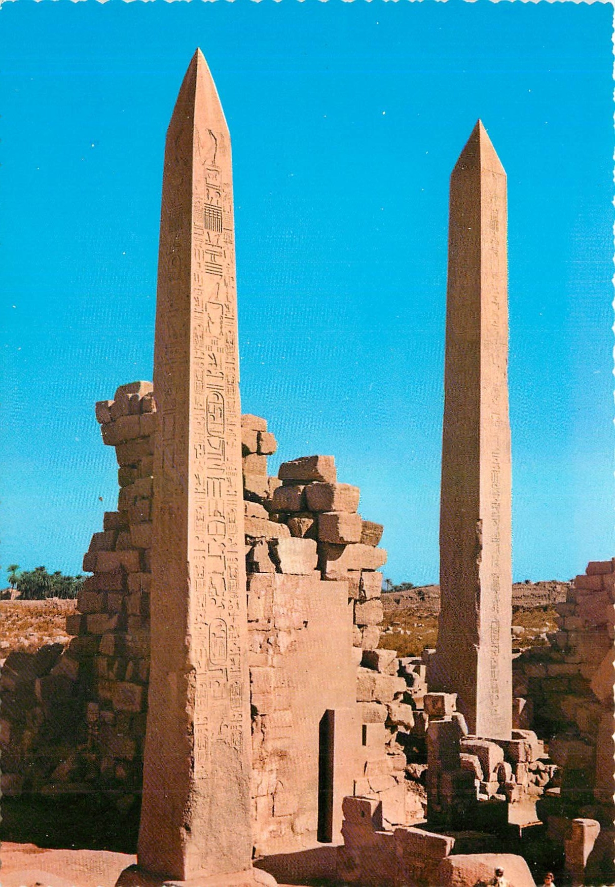 CPM Egypt Karnak Obelisque de Thotmes III et de la reine Hatshepsut 