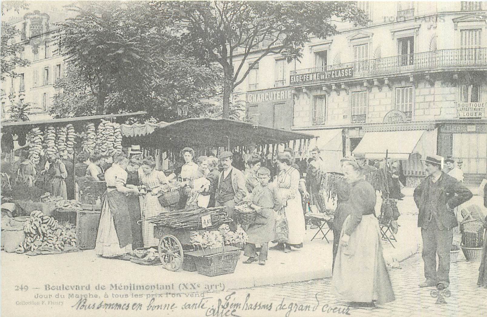 REPRO Paris Boulevard de Menilmontant Jour du marche