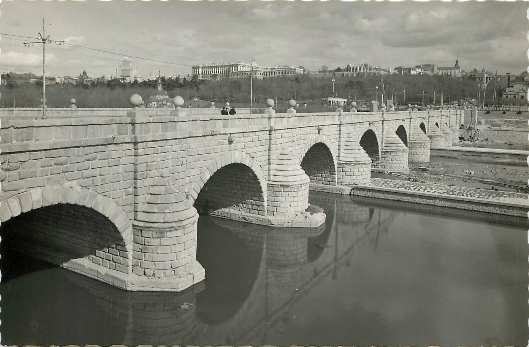 CPM Madrid Puente de Segovia sobre el rio Manzanares 