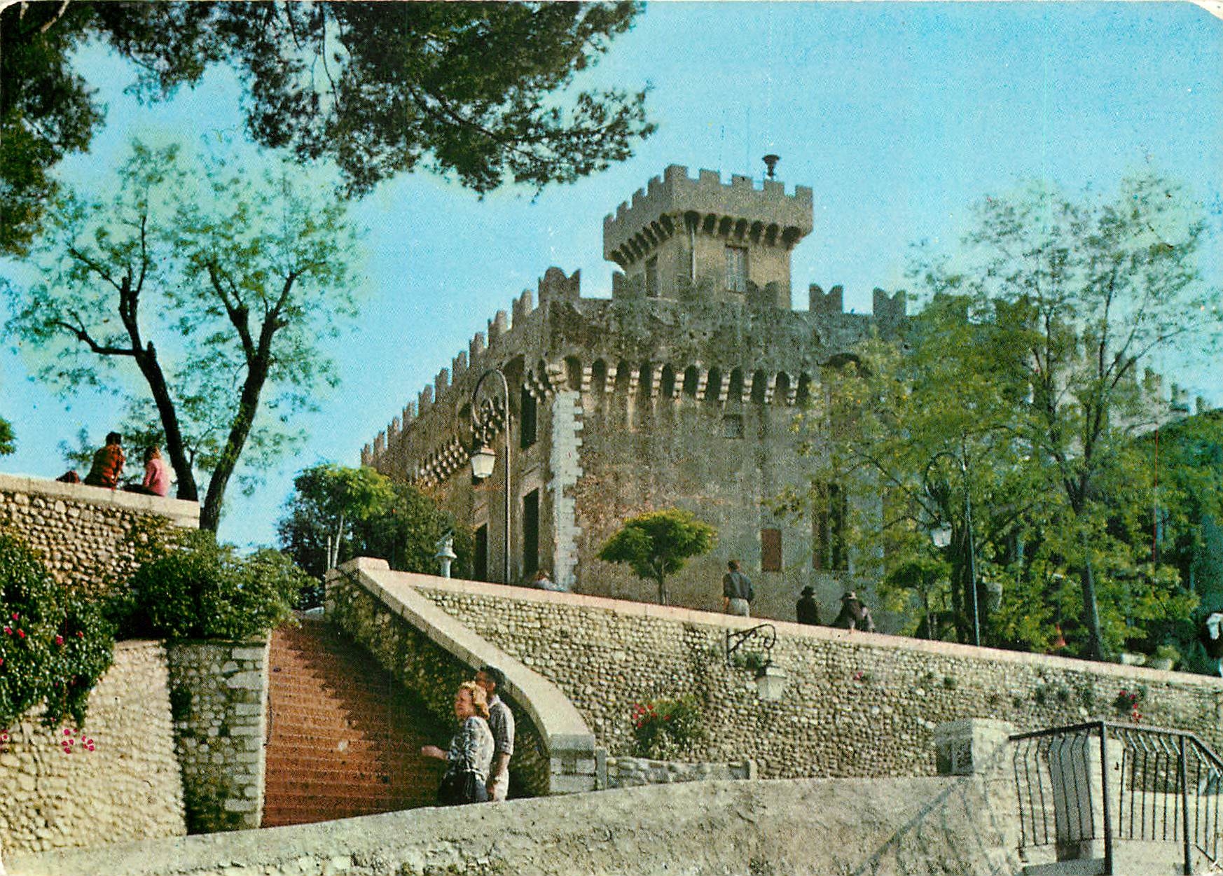 CPM Haut de Cagnes Le Vieux Chateau 