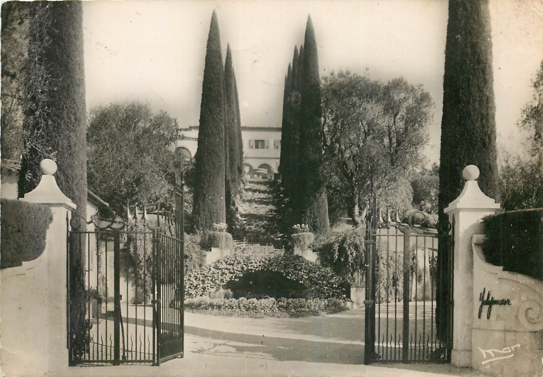 CPM Le Cannet AM Residence de l'Agha Khan Villa Yakimour 