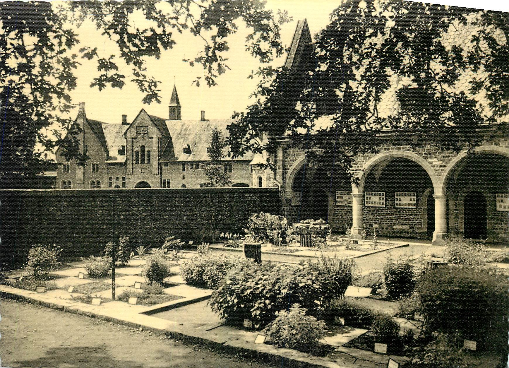 CPM Abbaye ND de d'Orval Musee et jardin pharmaceutique 