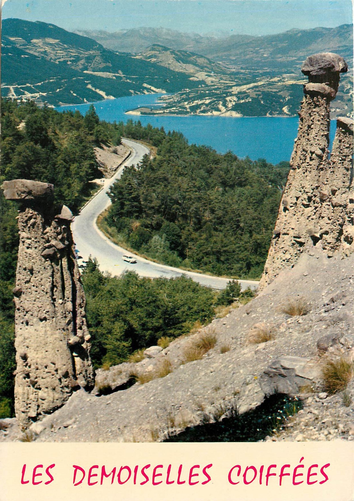 CPM Les Alpes Sur la route Briancon Barcelonnette 