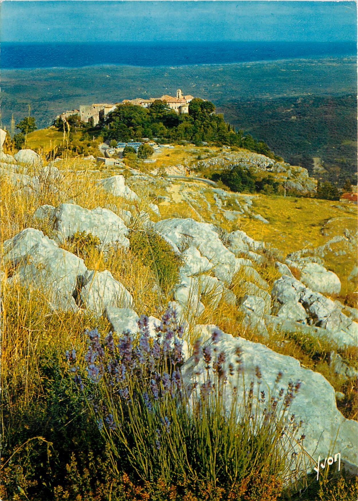 CPM Gourdon La Sarrazine Alpes Maritimes Le Village perche 