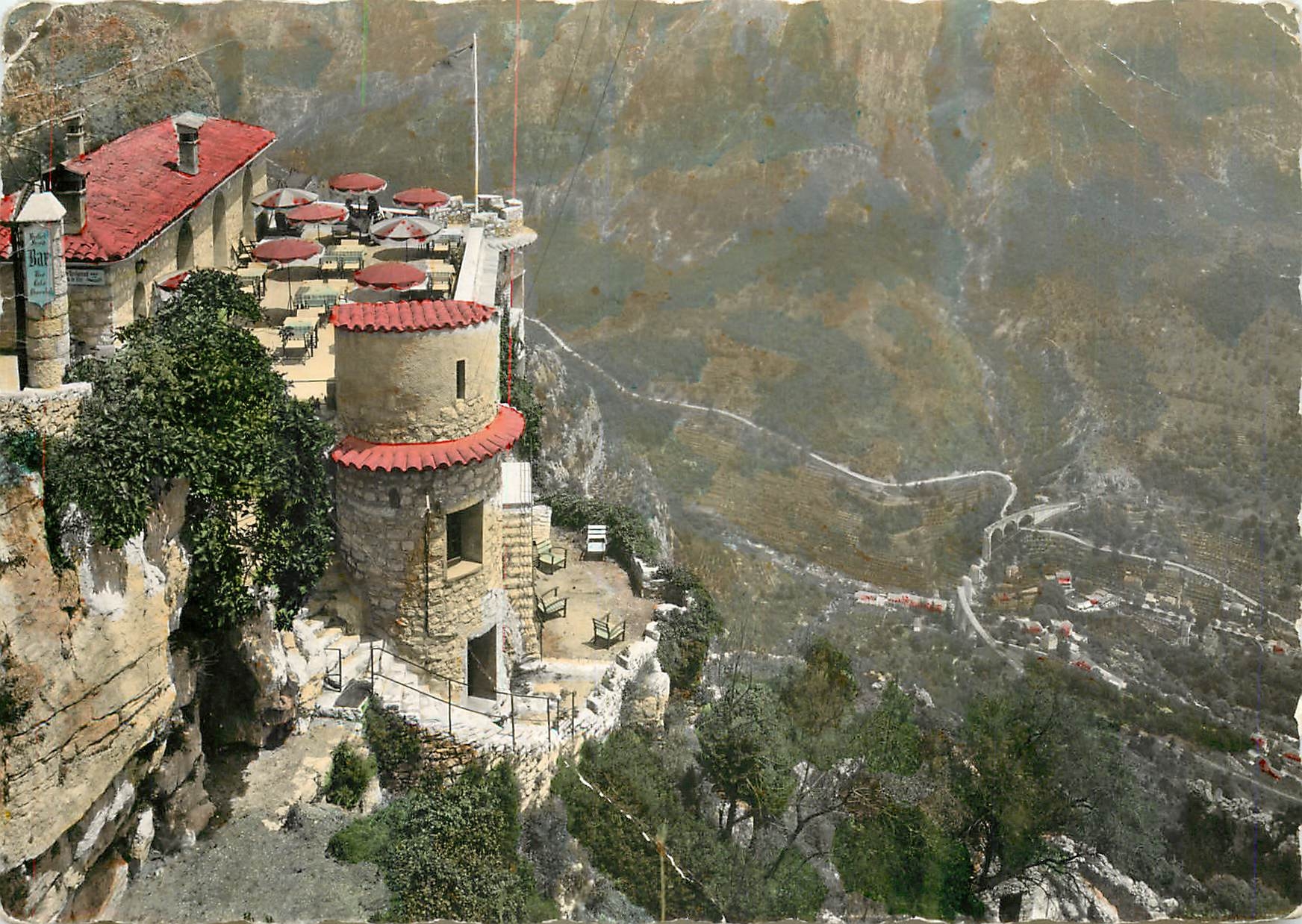 Le Vieux Château - Le Nid d'Aigues — 6 GOURDON (A.M.) alt. 760 m. — L. GILLETTE & C°, éditeur-photographe