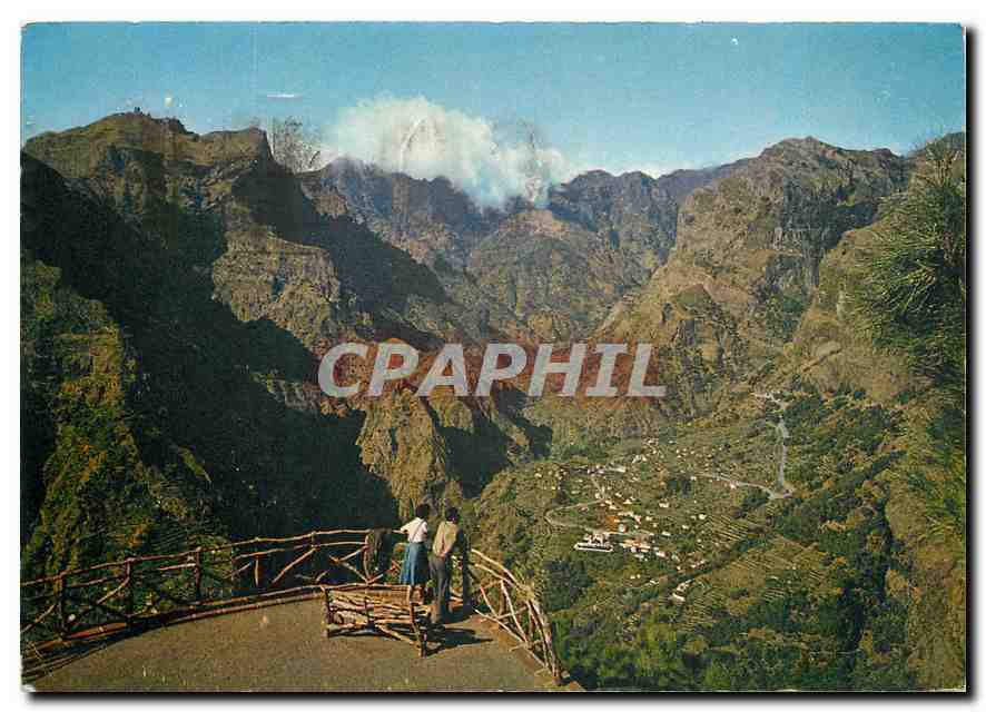 CPM Madeira Vue sur la vallee et le village de Curral das Freiras 