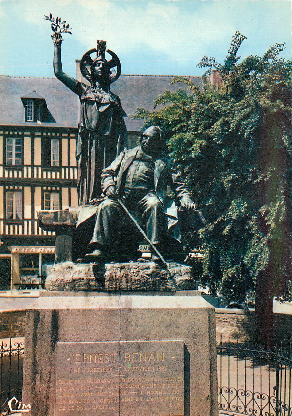 Statue d'Ernest Renan à Tréguier — Tréguier (22, C.-du-N.) — Cim