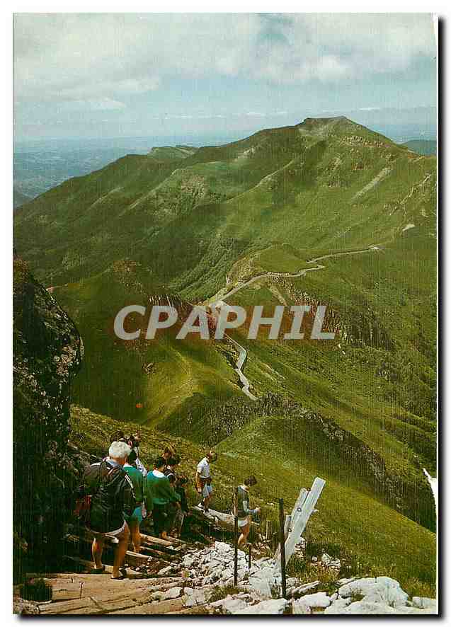 CPM Panorama sur les Monts du Cantal 