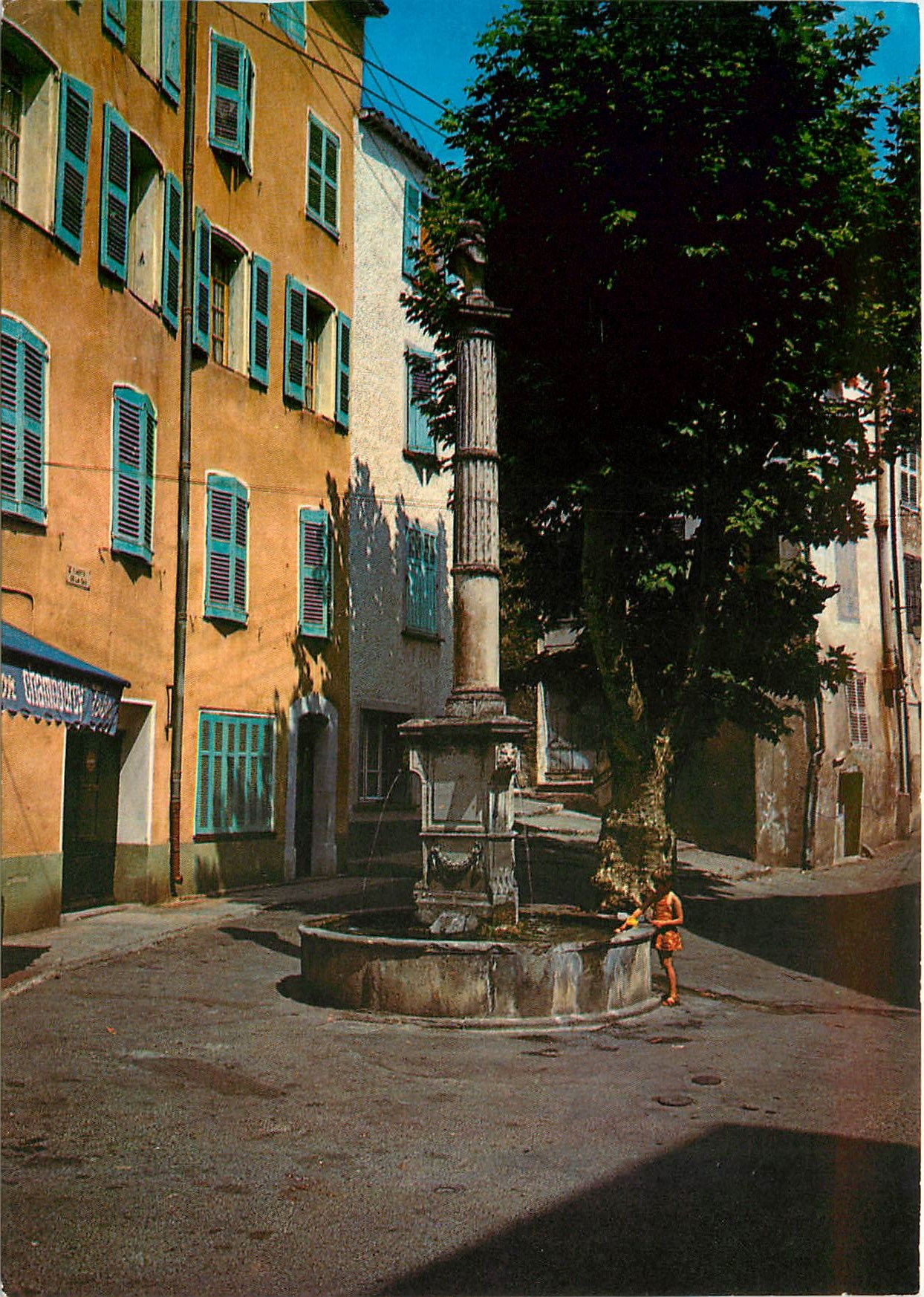 CPM Vieux Villages Varois Callas La Placette de la Paix 
