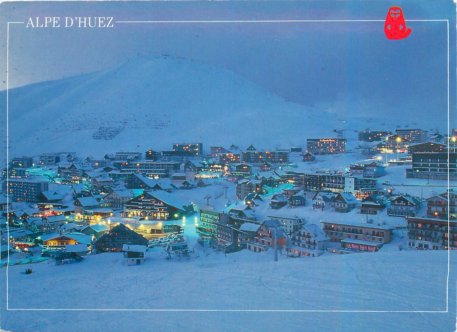 CPM Alpe d'Huez Isere Vue de nuit de la station 
