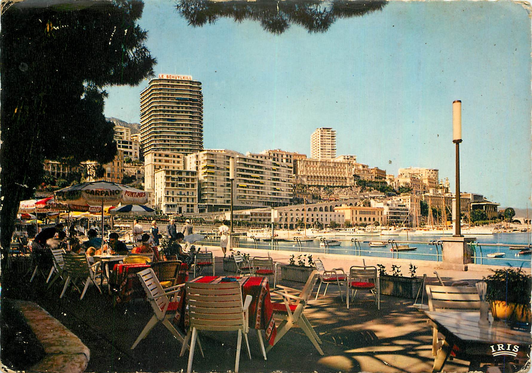 Monaco - Le Port, le Quai Albert Ier et l'Avenue d'Ostende — Éditions Hachette