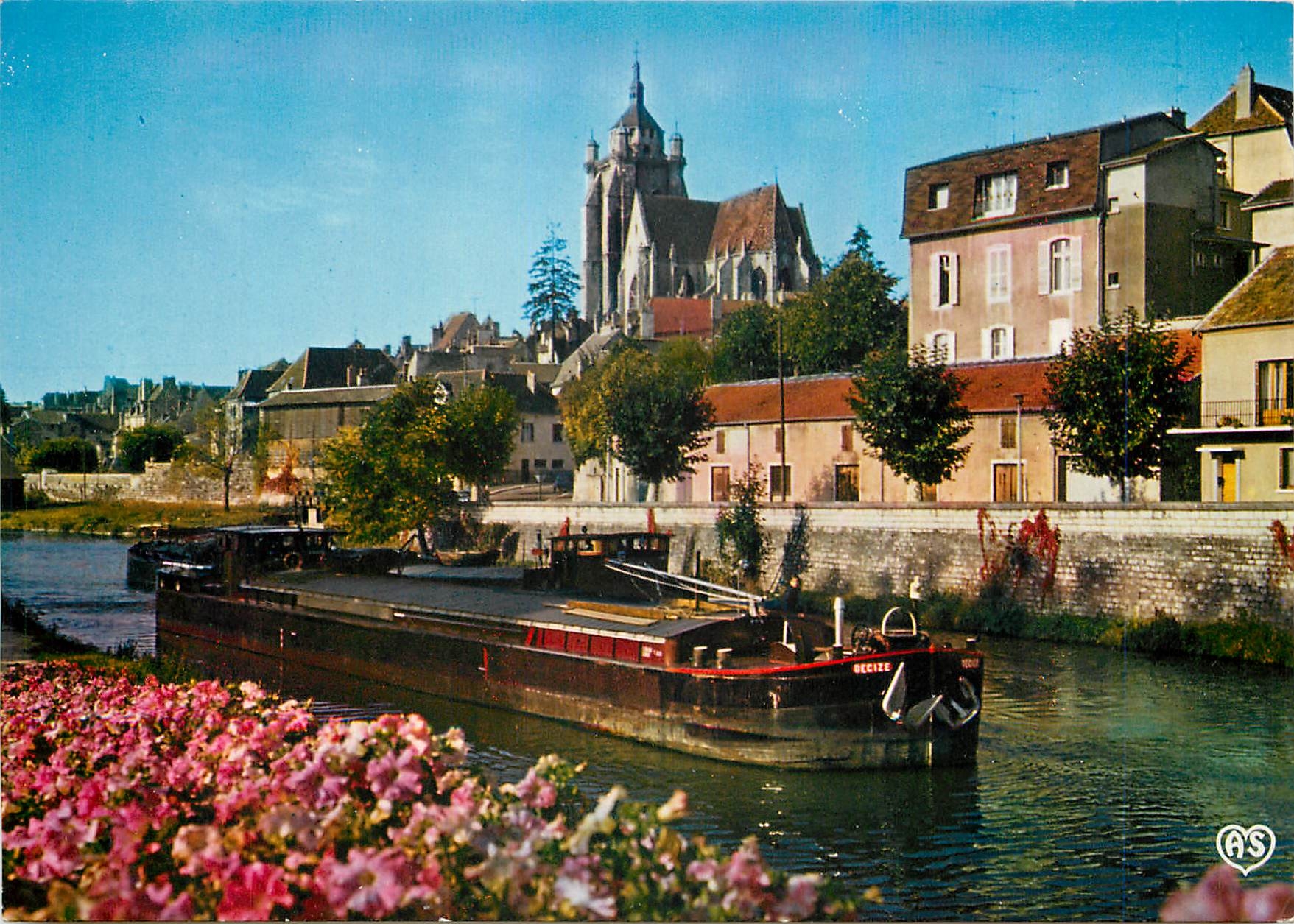 CPM Dole Le Canal du Rhone au Rhin 