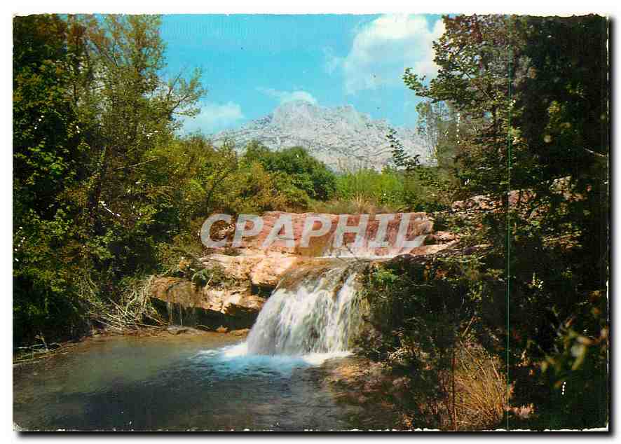 CPM Aix en Provence B d R Cascade au pied de la Montagne Sainte Victoire 