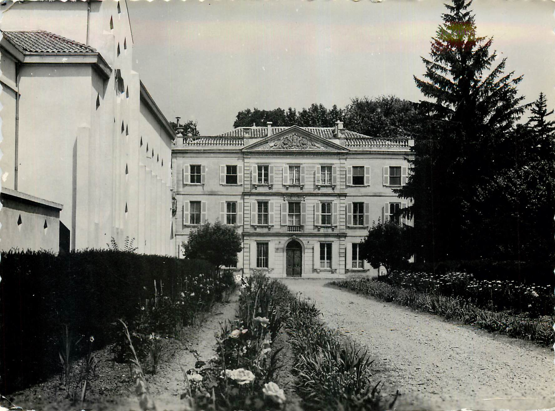 CPM Visitation Sainte Marie Domaine de Guerre Sorgues Vaucluse Pension de Famille 