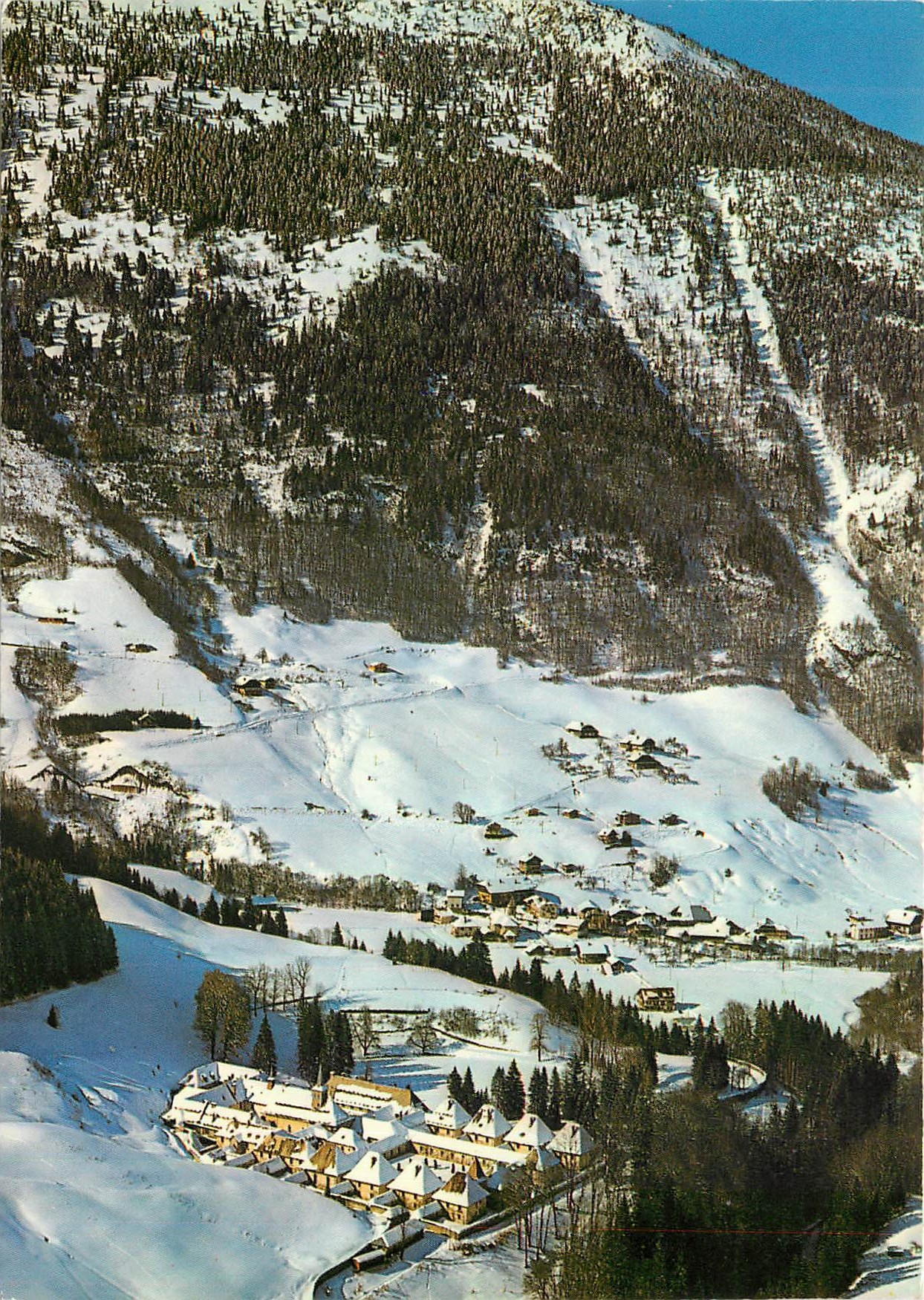 CPM Le Reposoir Haute Savoie Vue generale 