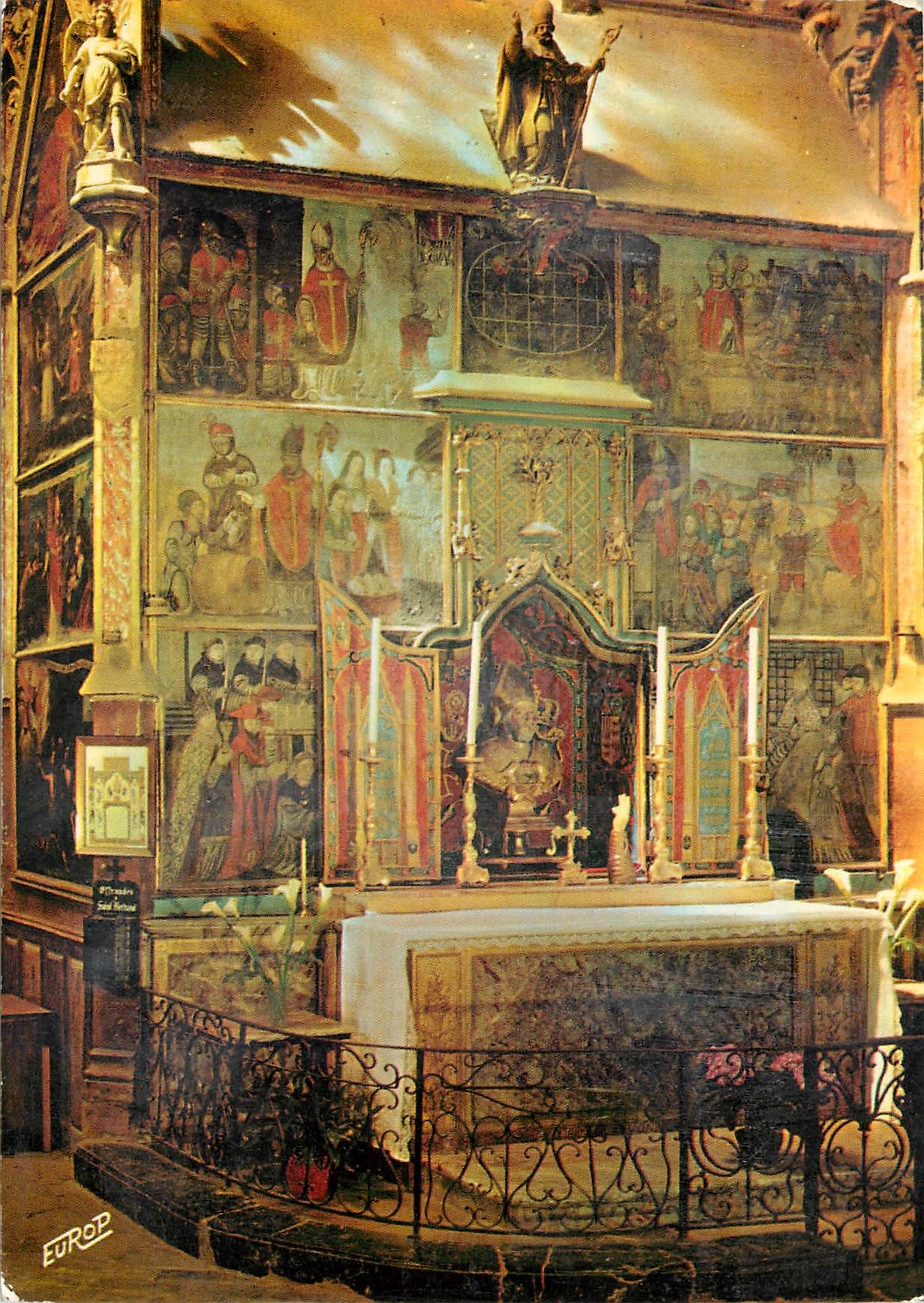 CPM Saint Bertrand de Comminges Hte Garonne Le Tombeau de St Bertrand 