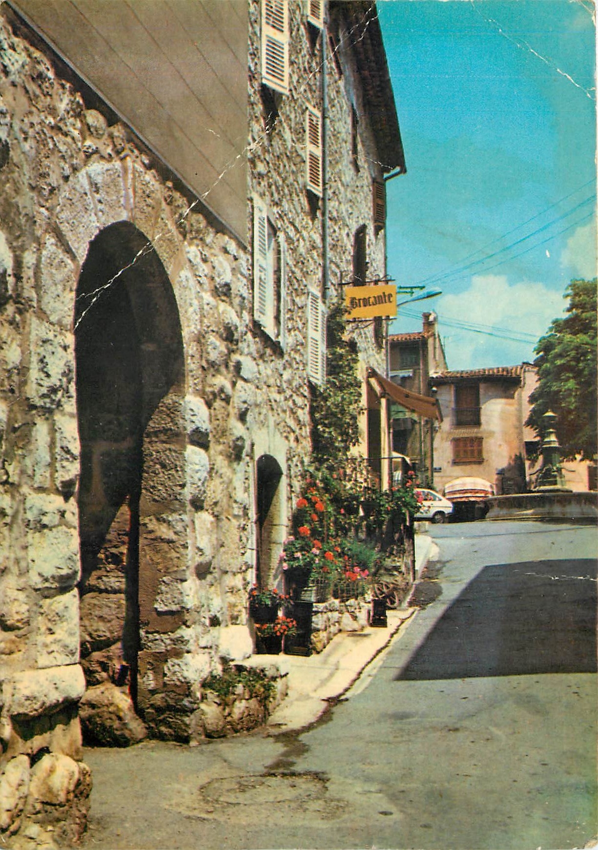 CPM Saint Cezaire sur Siagne AM Le portail de la tour 
