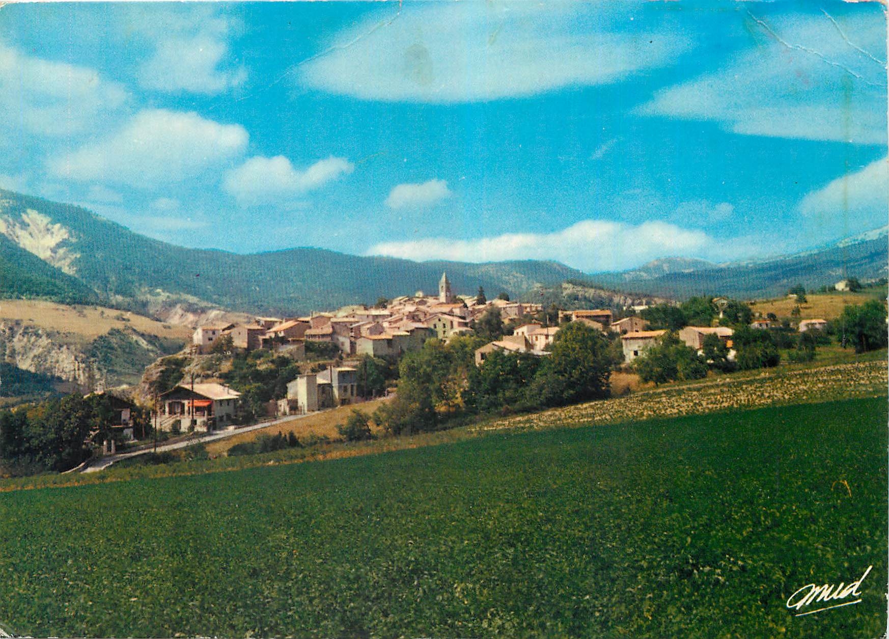 CPM Meailles Patron du Village St Jacques Vue generale 