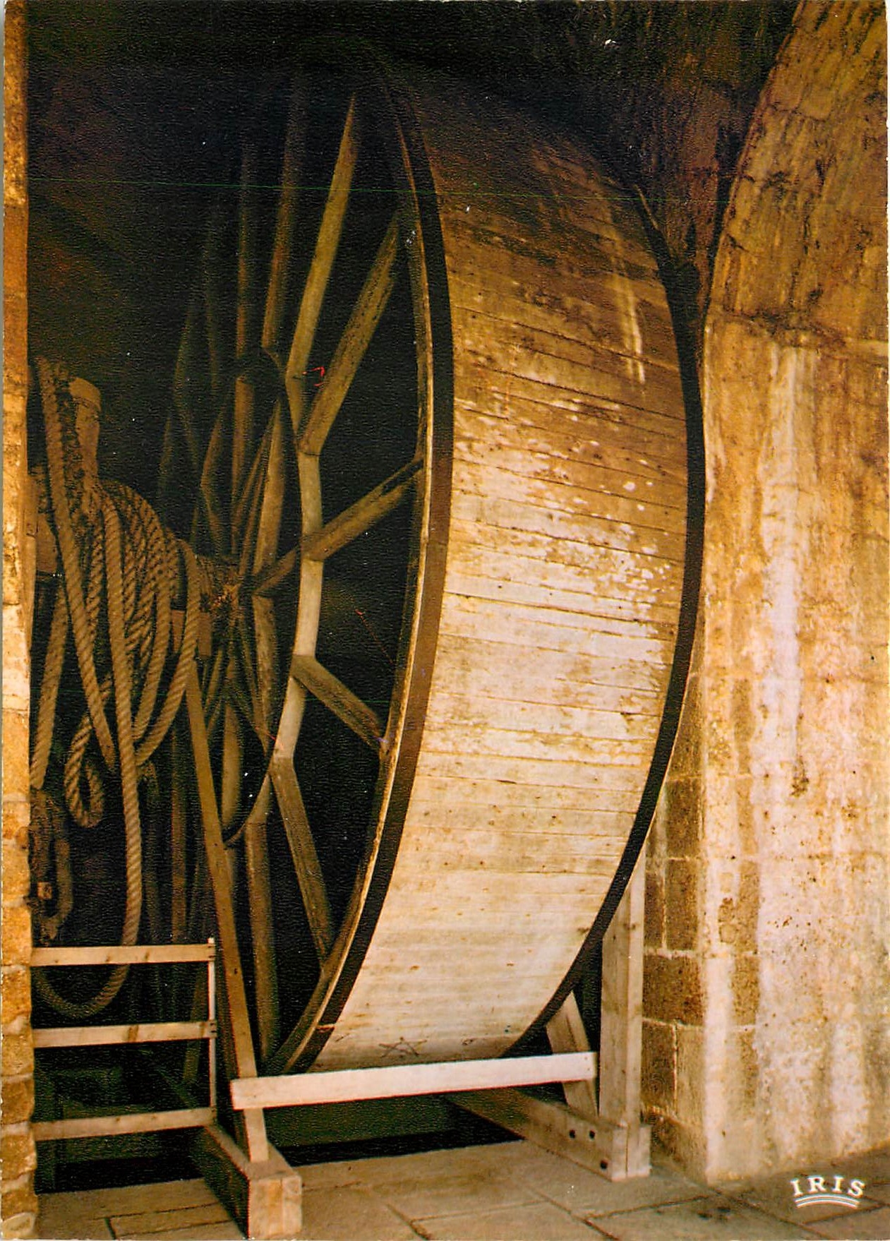 CPM Abbaye du Mont Saint Michel La roue de cabestan 