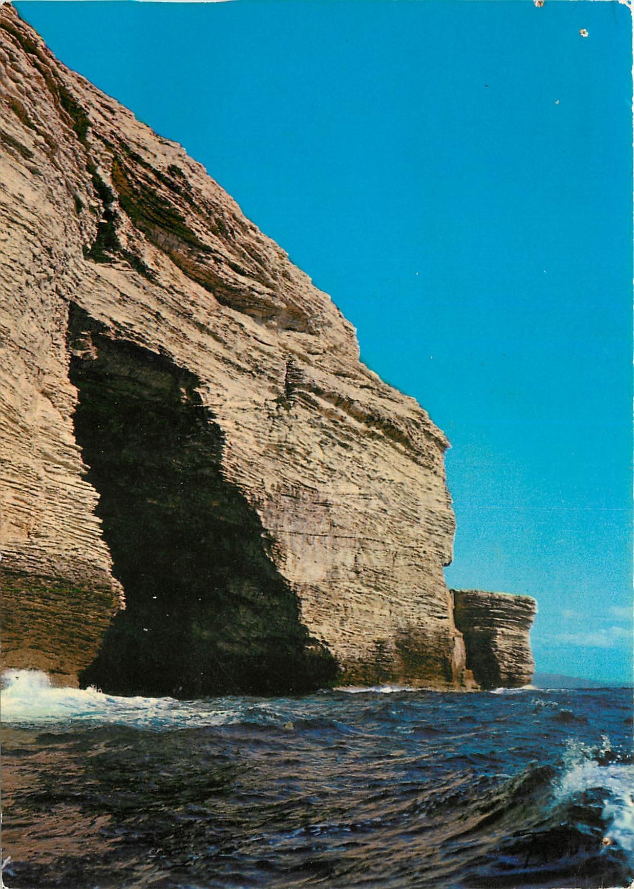 CPA Bonifacio Entree de grotte Le Gouvernail 
