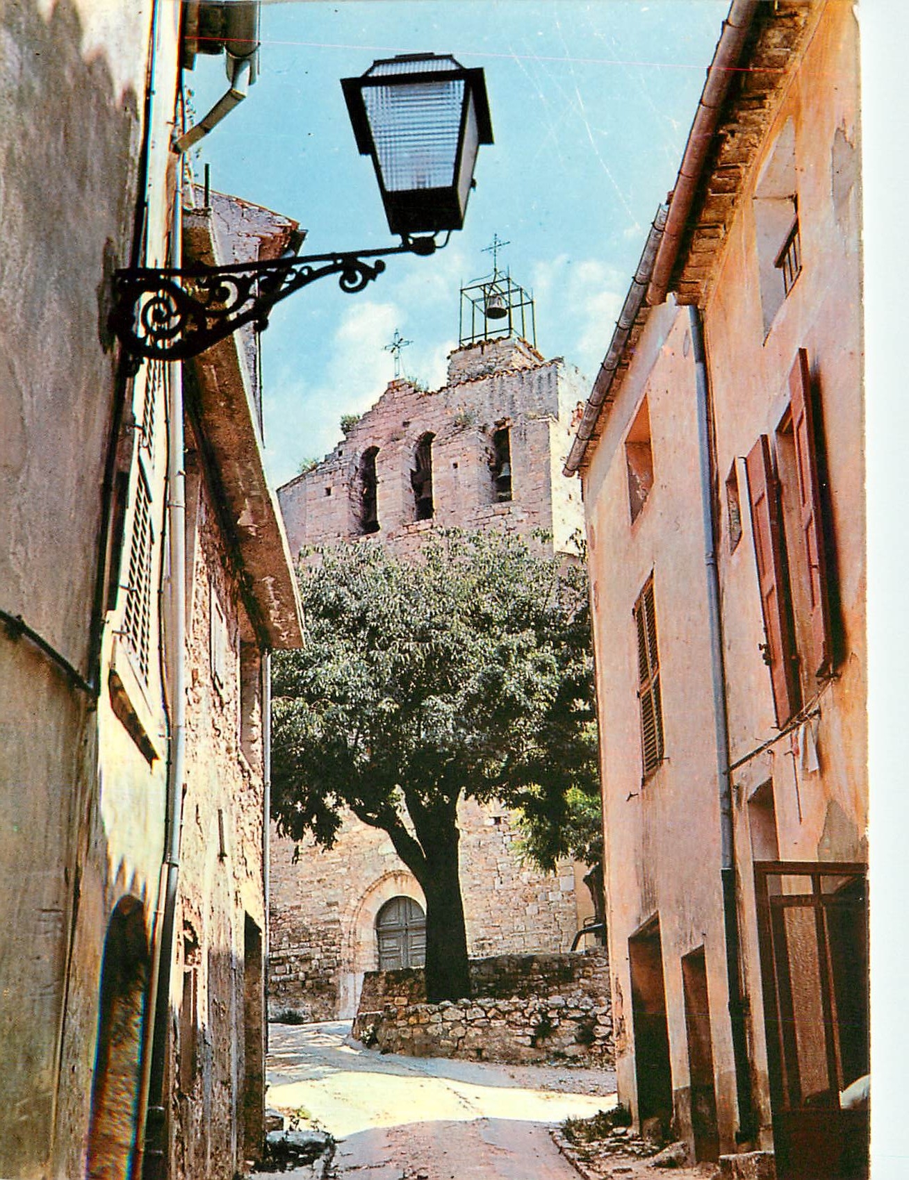 CPM Lumiere et Beaute de la Cote d'Azur Le Castellet 
