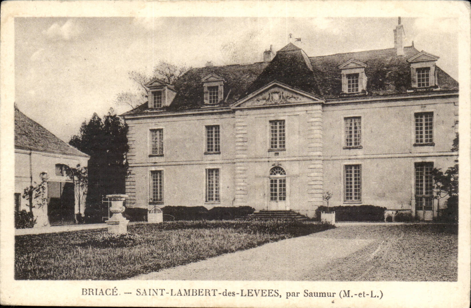 Briace-Saint-Lambert-des-Levees par Saumurs -CPA