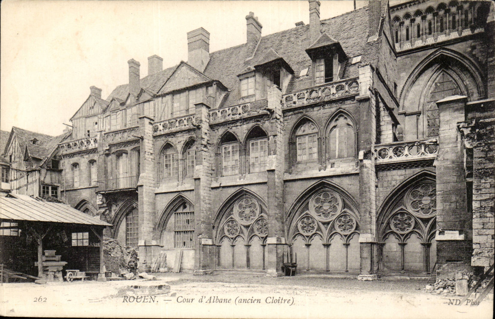 Rouen-Cour d'Albane- Ancien Cloa®tre -CPA