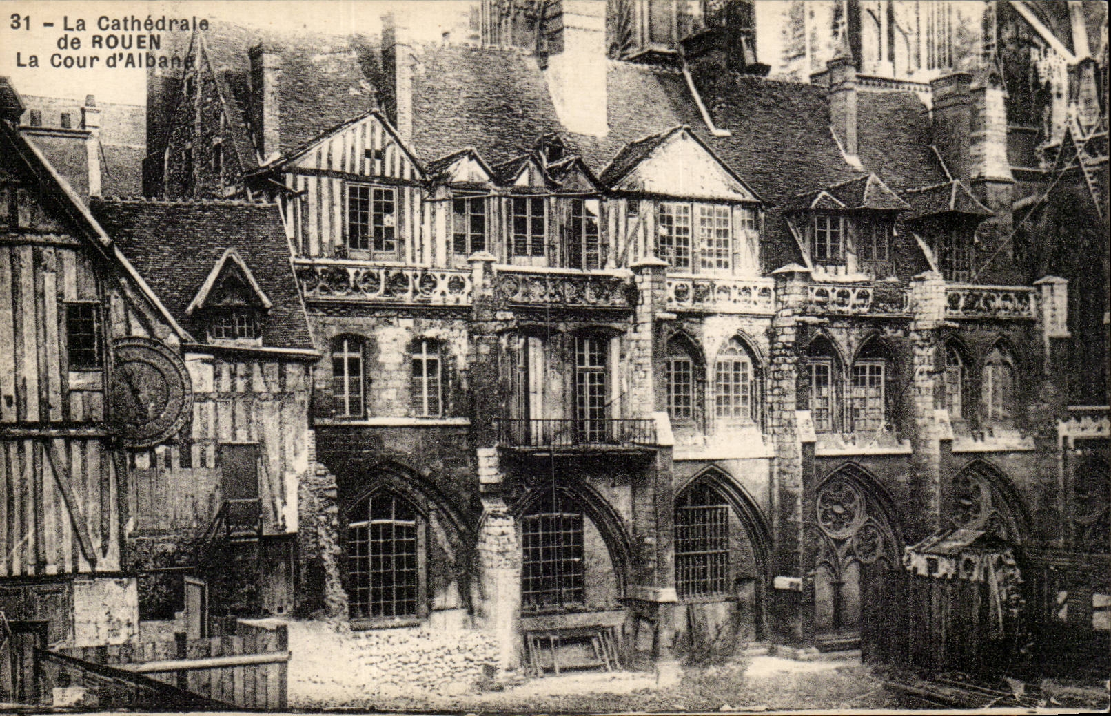 La Cathedrale de Rouen- La Cour d'Albane -CPA