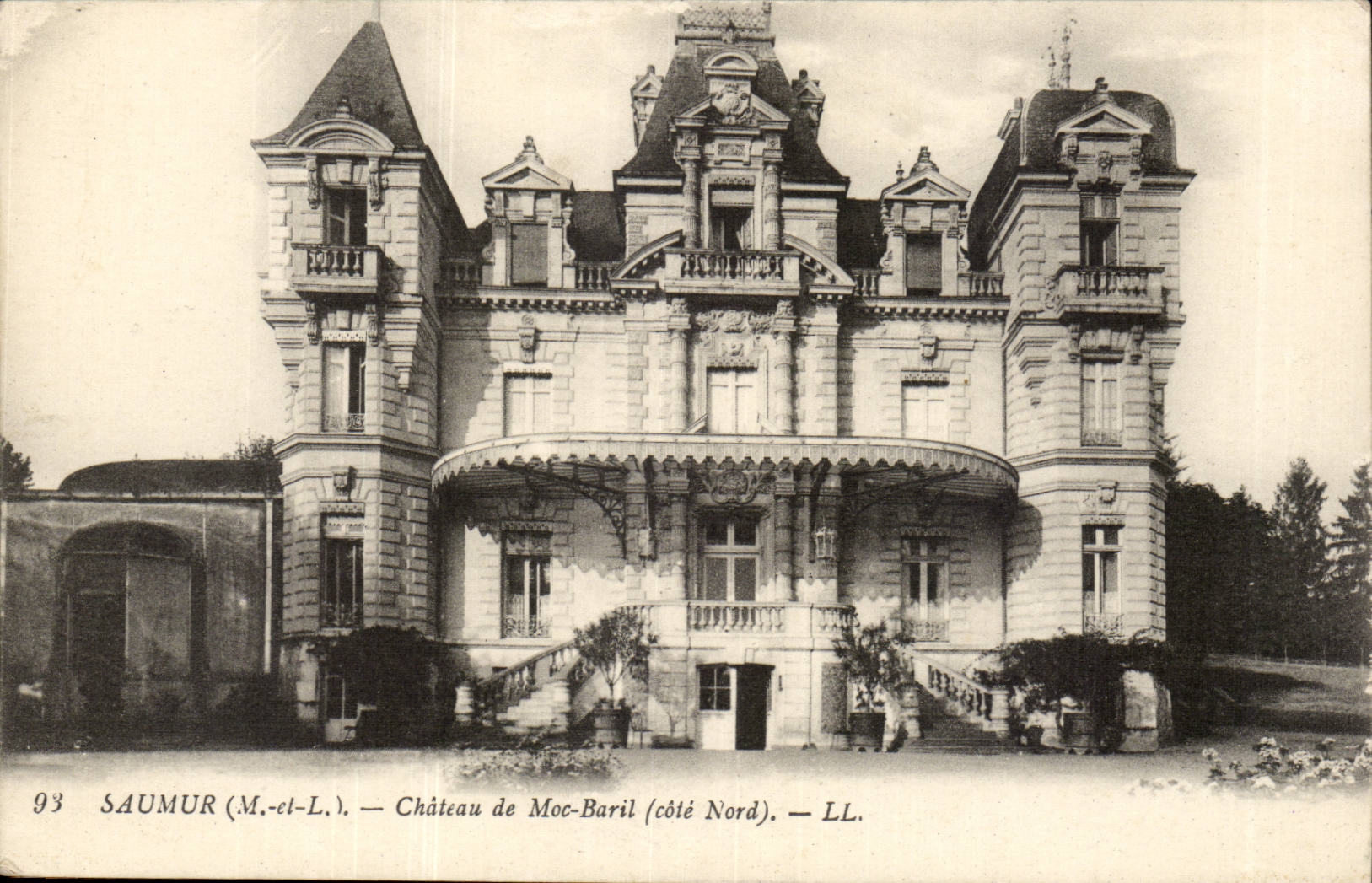Saumur- Chateau Moc- Baril-Cote Nord -CPA