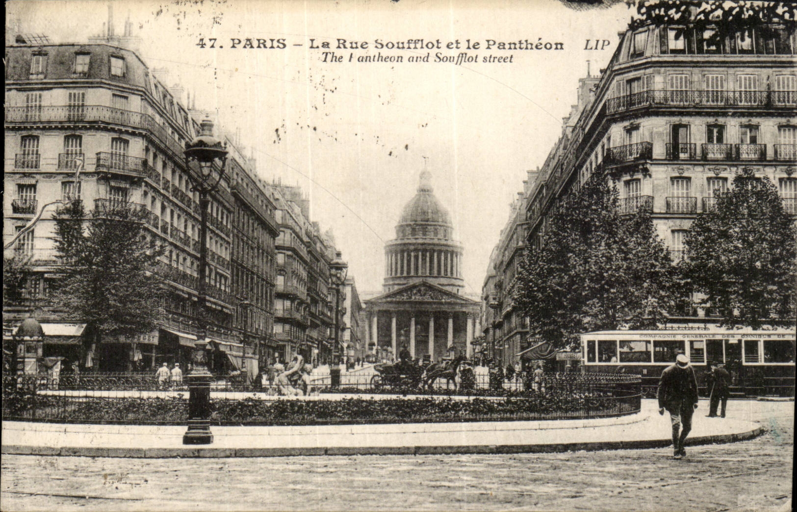 La Rue Soufflot et le Pantheon - CPA
