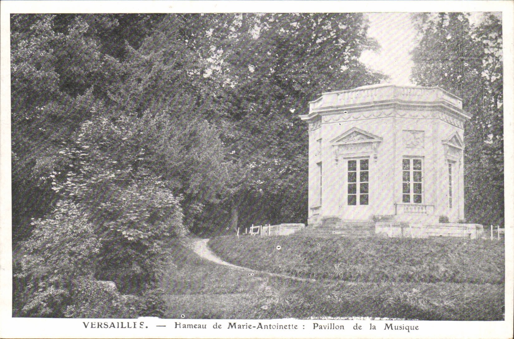 Versailles — Hameau de Marie-Antoinette : Pavillon de la Musique
