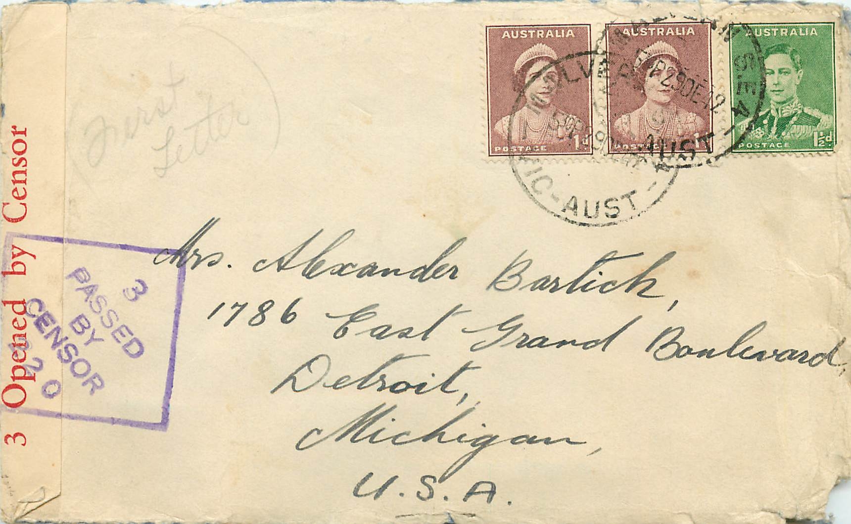 Carte postale australienne — timbres et cachet de censure — destinée à Mrs. Alexander Bartlich, Detroit, Michigan, U.S.A.