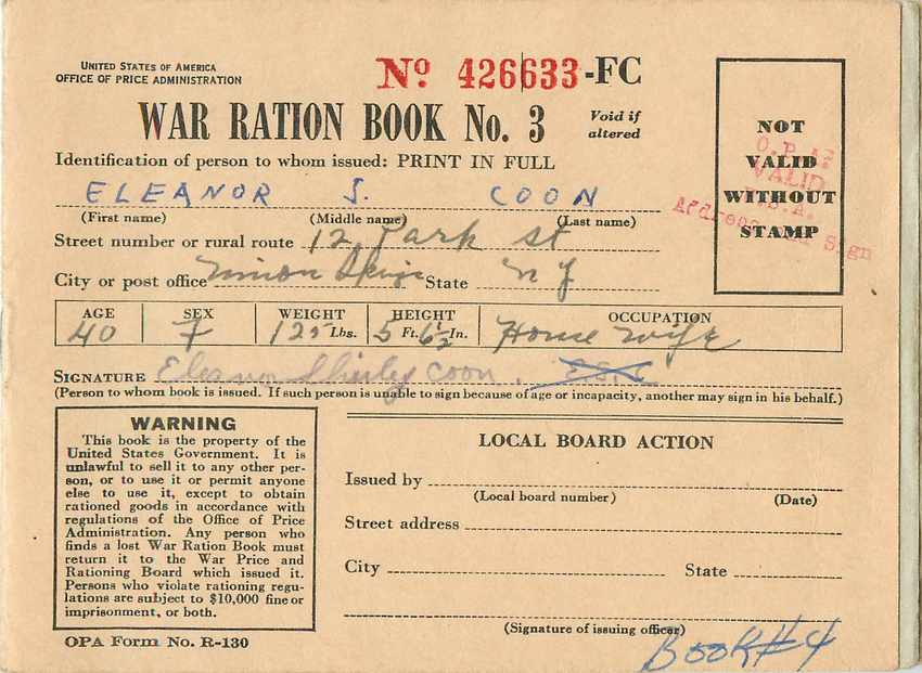 War ration Book Etats-Unis Carnet de rationnement Militaria (avec timbres a l'interieur)