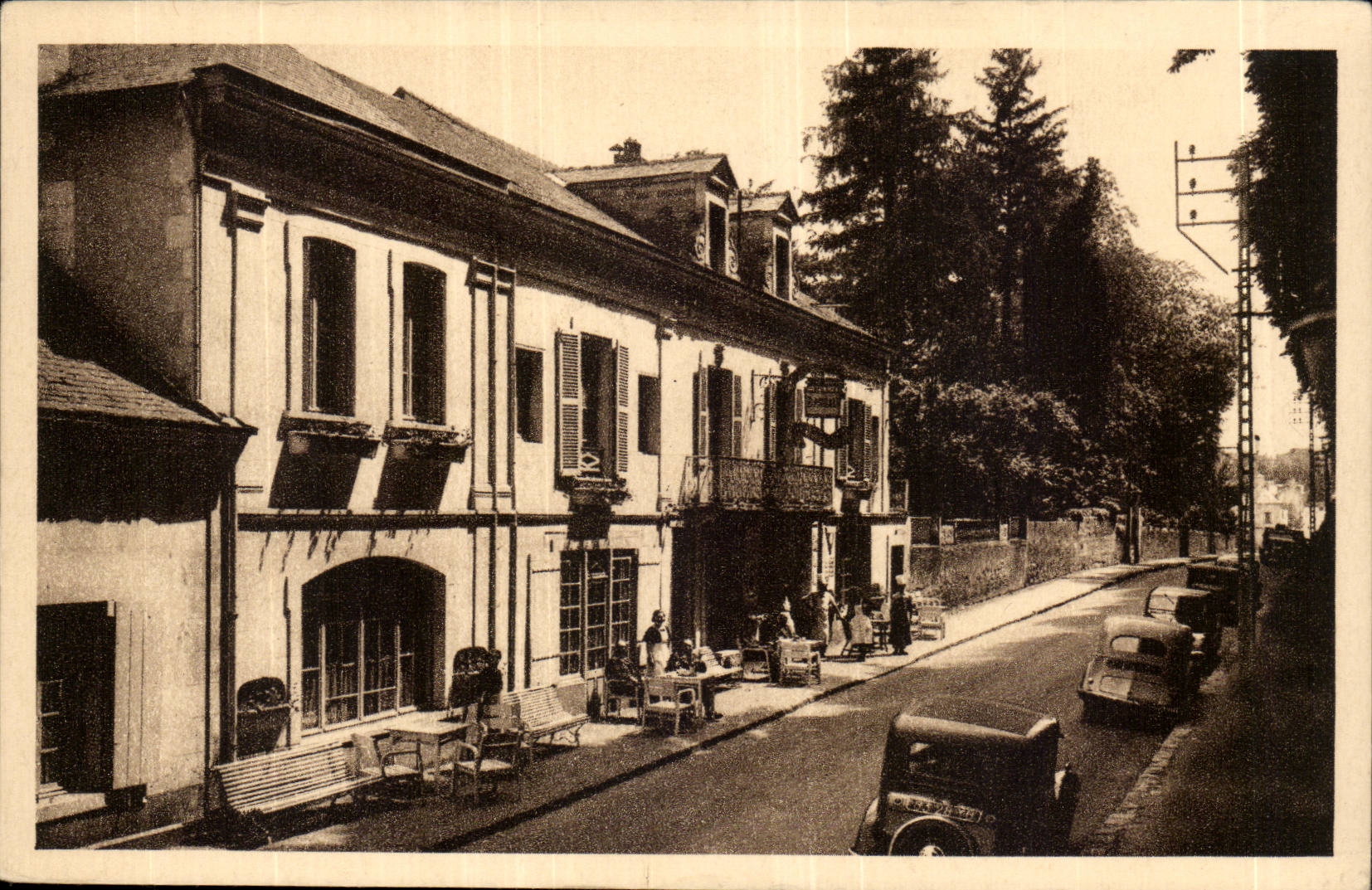 Gennes- L'Hotel de la Loire de vieux renom Madame Barrau premier prix de bonne cuisine -CPA