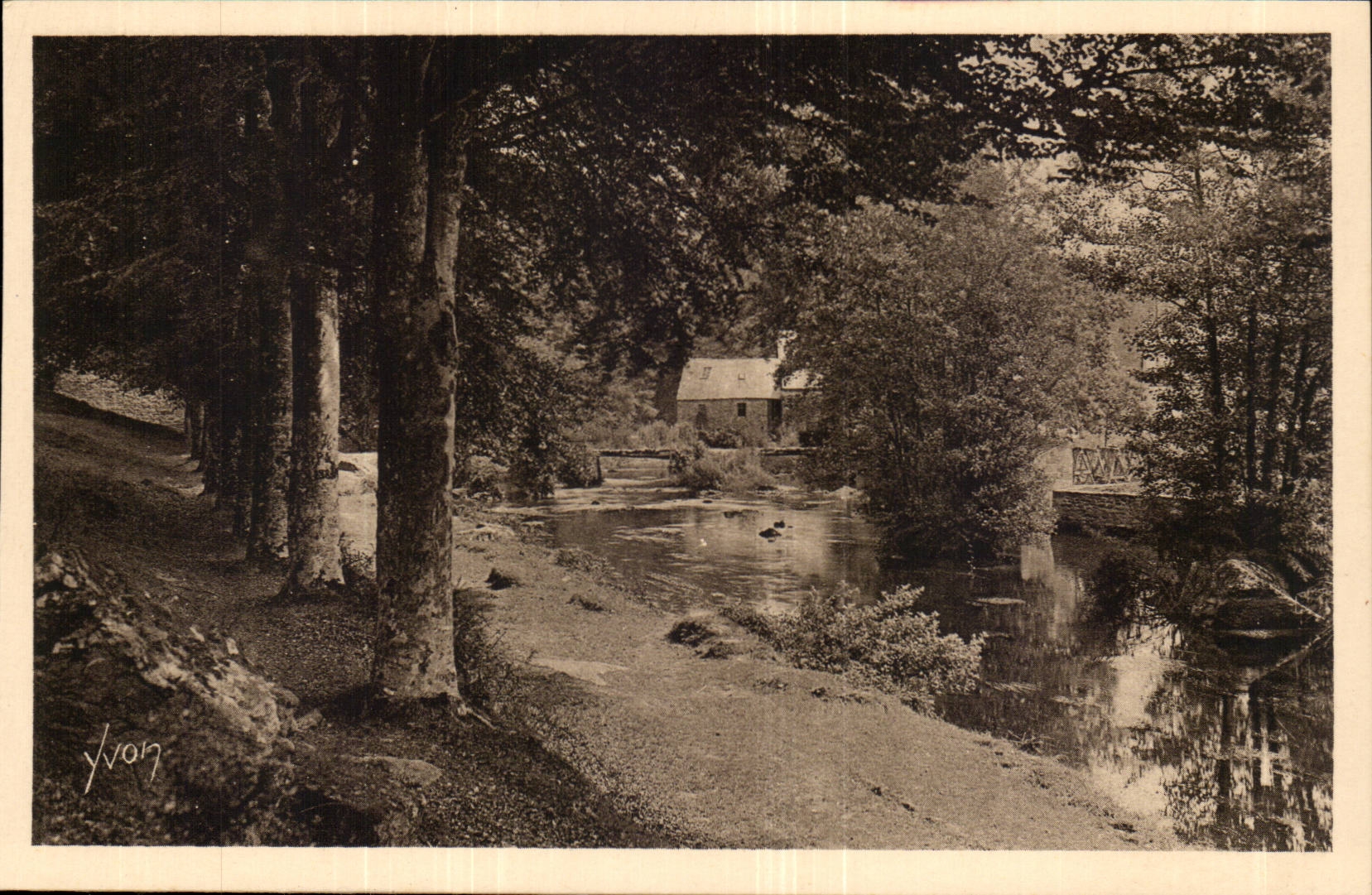 Pont Aven CPA L'Aven au bois d'amour